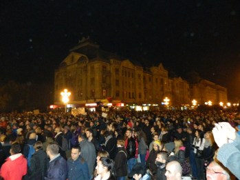 timisoara-e-in-strada-colectiv.j206dgs3le