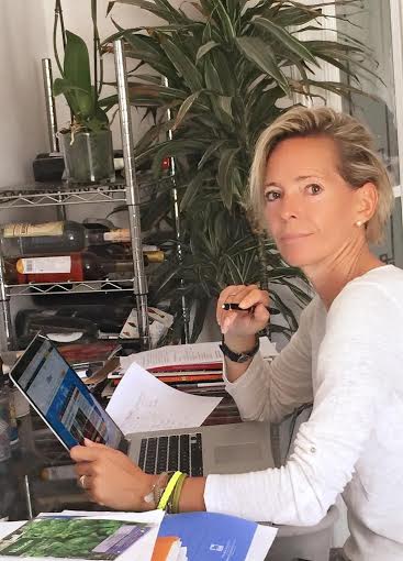 199adc21-e1f1-4499-8b5c-e31084431fa0