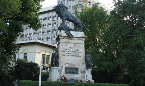 Statuia Leu-Cotroceni