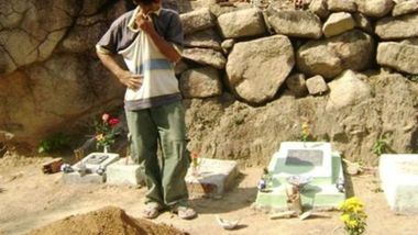 Tong Phuoc Phuc inmormantare